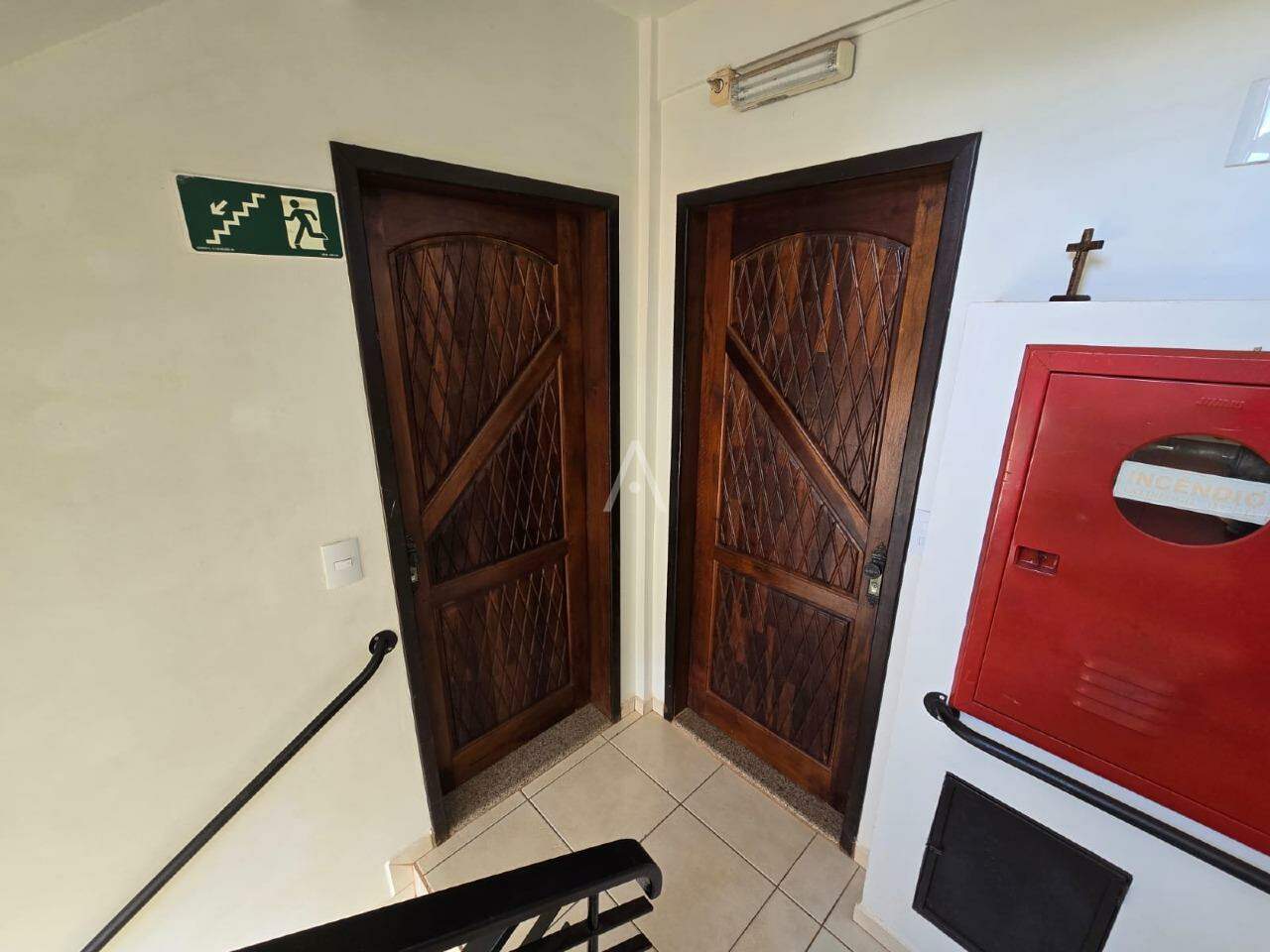 Apartamento para para aluguel no Bairro CENTRO em TOLEDO: 