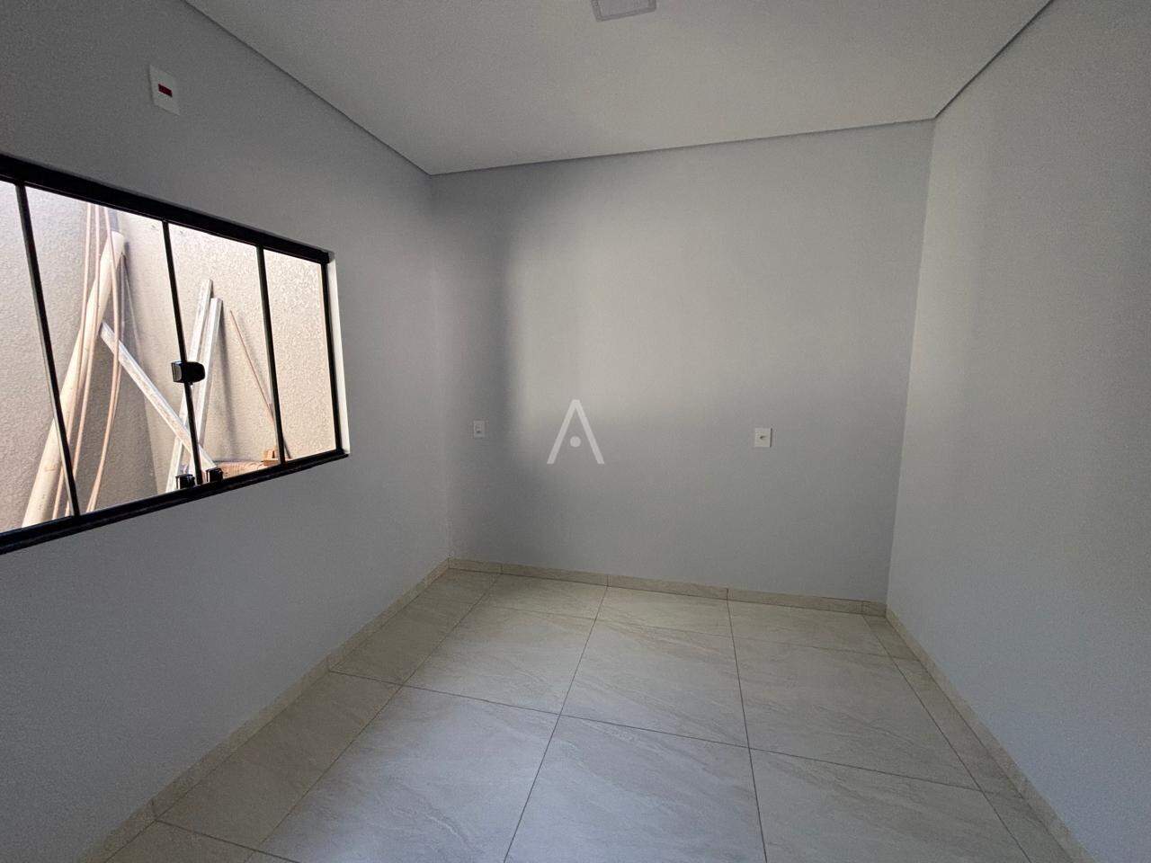 Casa Residencial para à venda no Bairro JARDIM COOPAGRO em TOLEDO:
