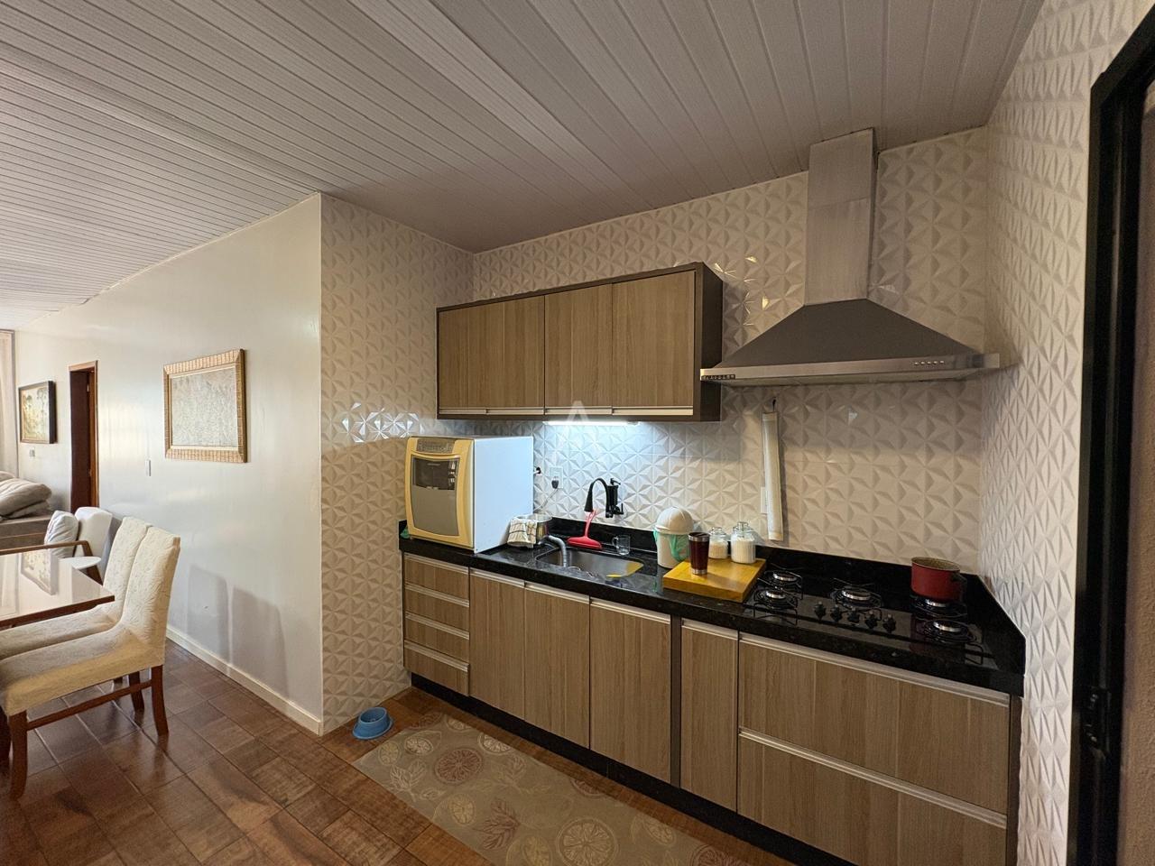 Casa Residencial para à venda no Bairro BRASILIA em CASCAVEL: 