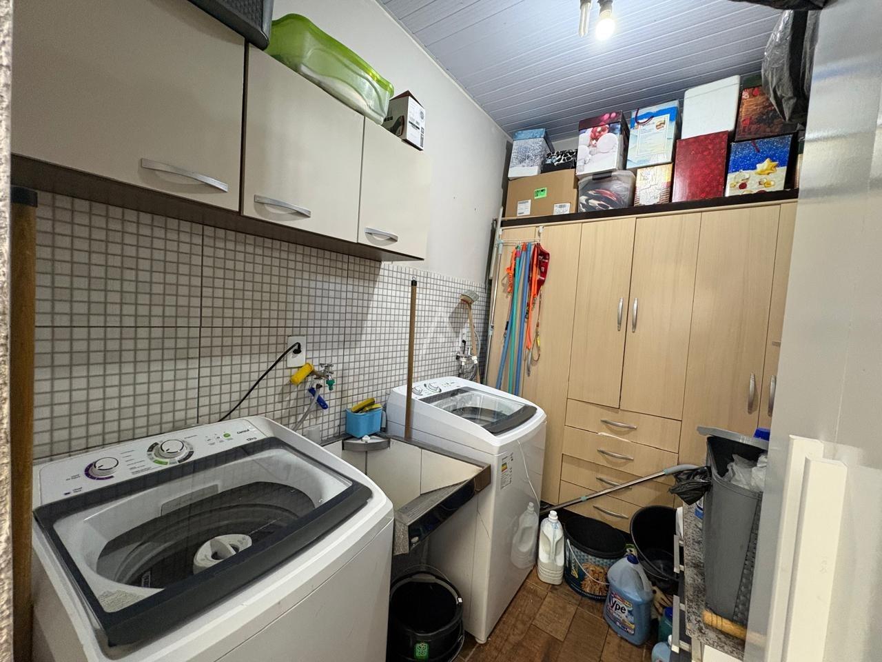 Casa Residencial para à venda no Bairro BRASILIA em CASCAVEL: 