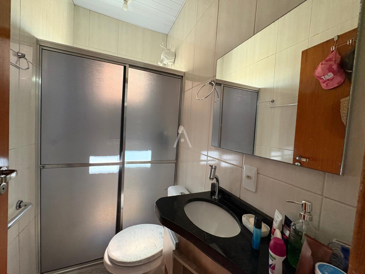 Casa Residencial para à venda no Bairro BRASILIA em CASCAVEL: 