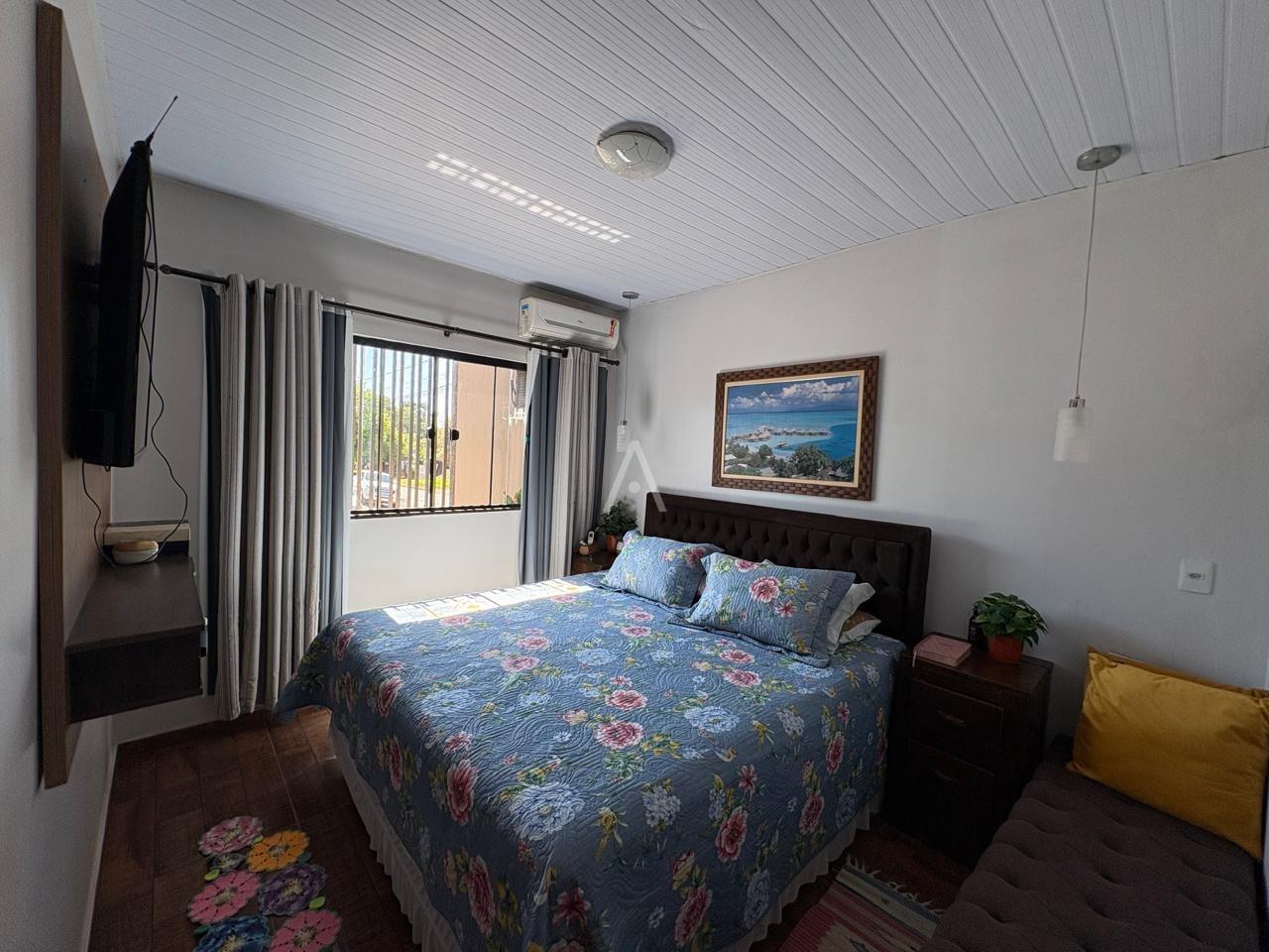 Casa Residencial para à venda no Bairro BRASILIA em CASCAVEL: 