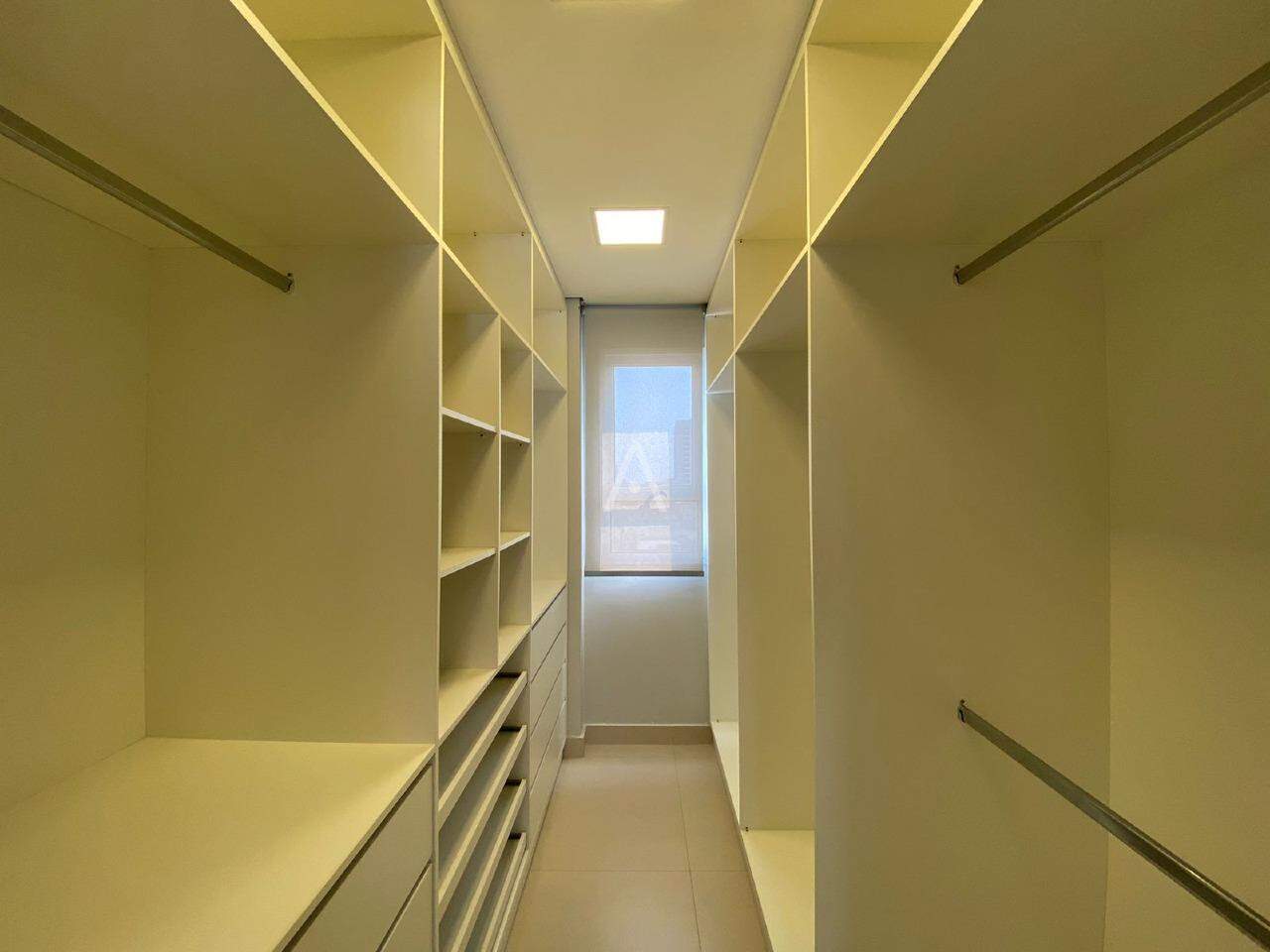 Apartamento para à venda no Bairro CENTRO em CASCAVEL: