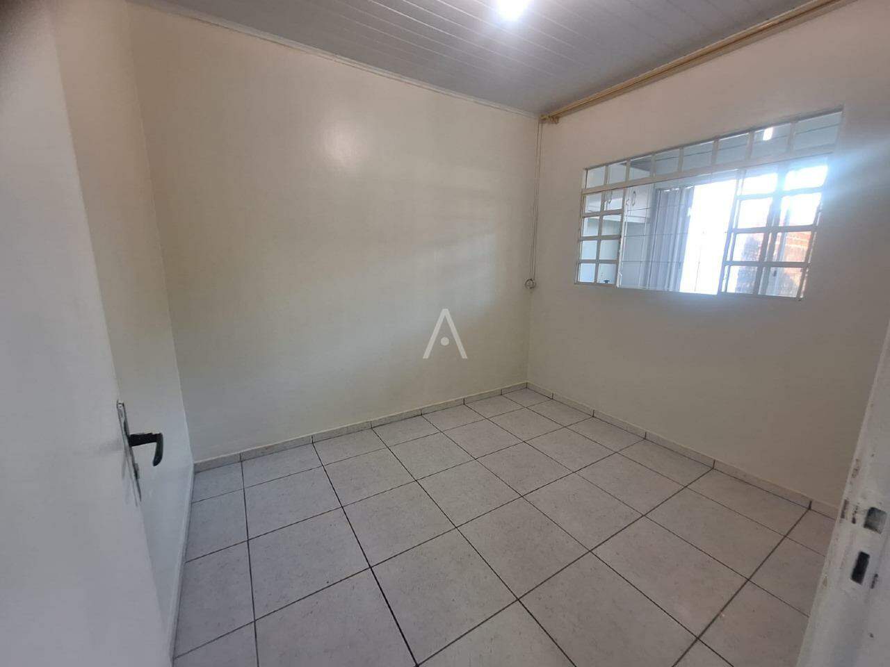 Casa Residencial para à venda no Bairro SANTA FELICIDADE em CASCAVEL: