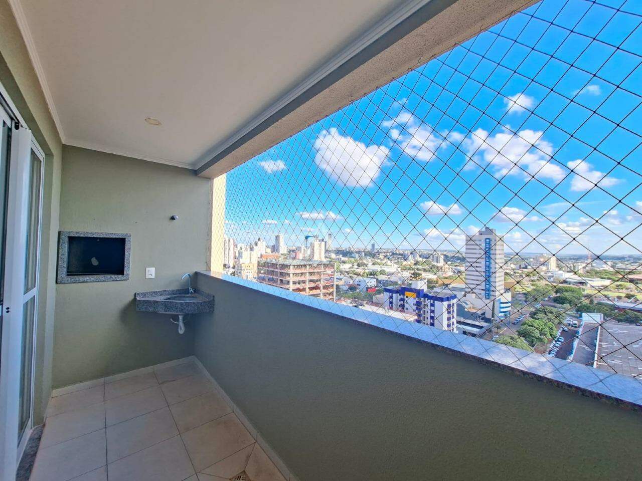 Apartamento para para aluguel no Bairro CENTRO em CASCAVEL: 