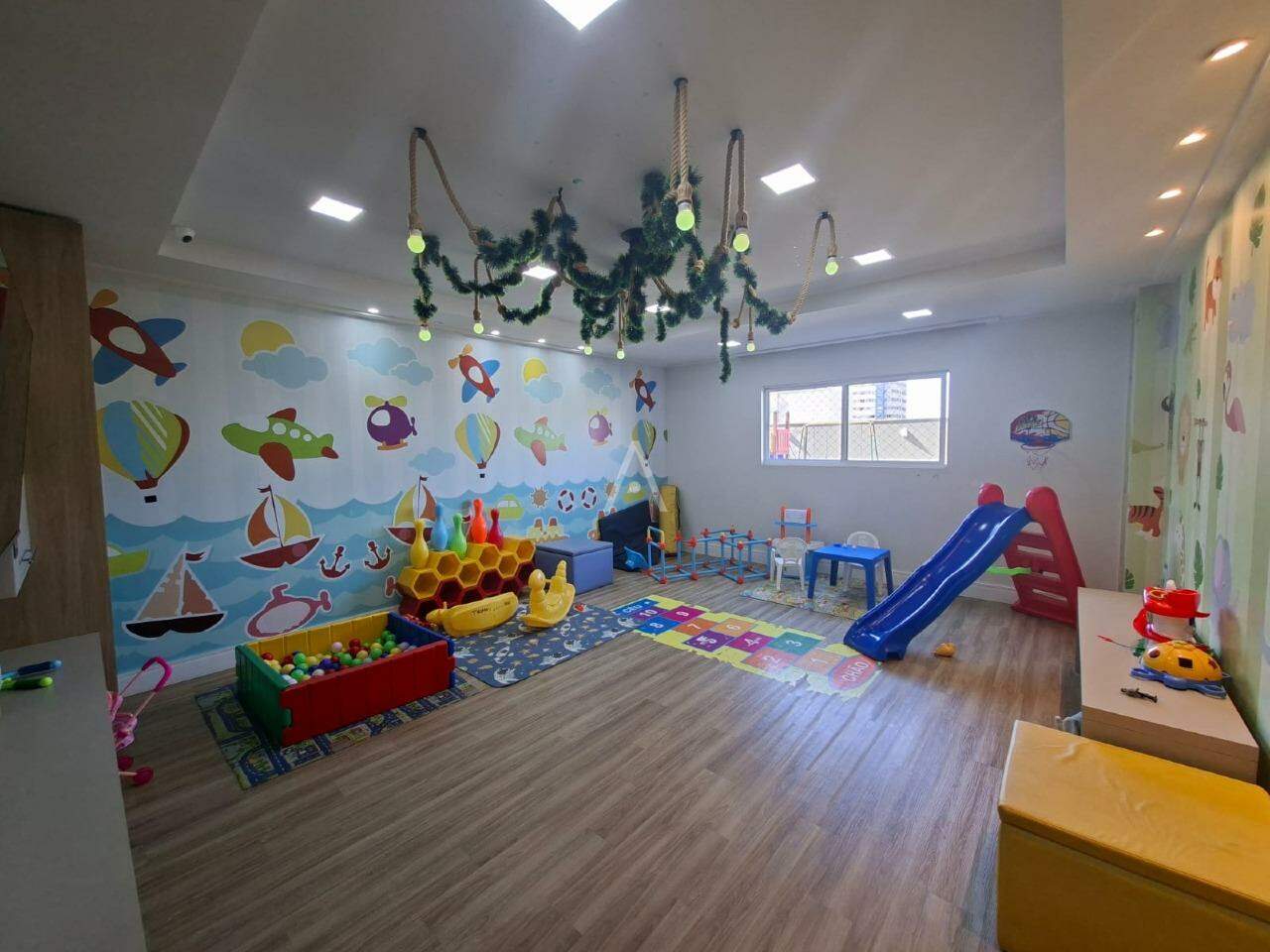 Apartamento para para aluguel no Bairro CENTRO em CASCAVEL: 