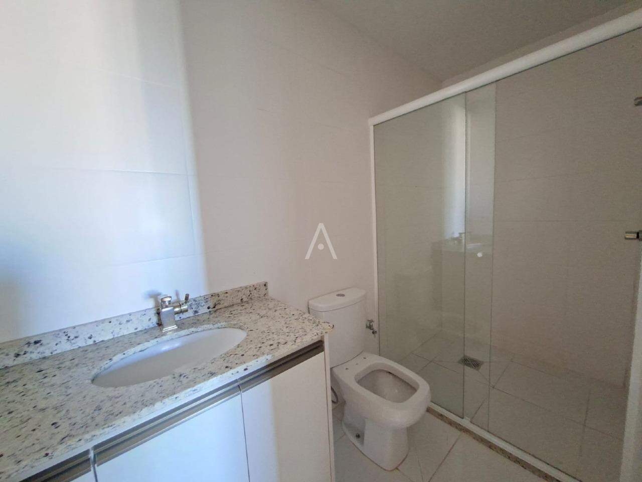 Apartamento para para aluguel no Bairro CENTRO em CASCAVEL: 