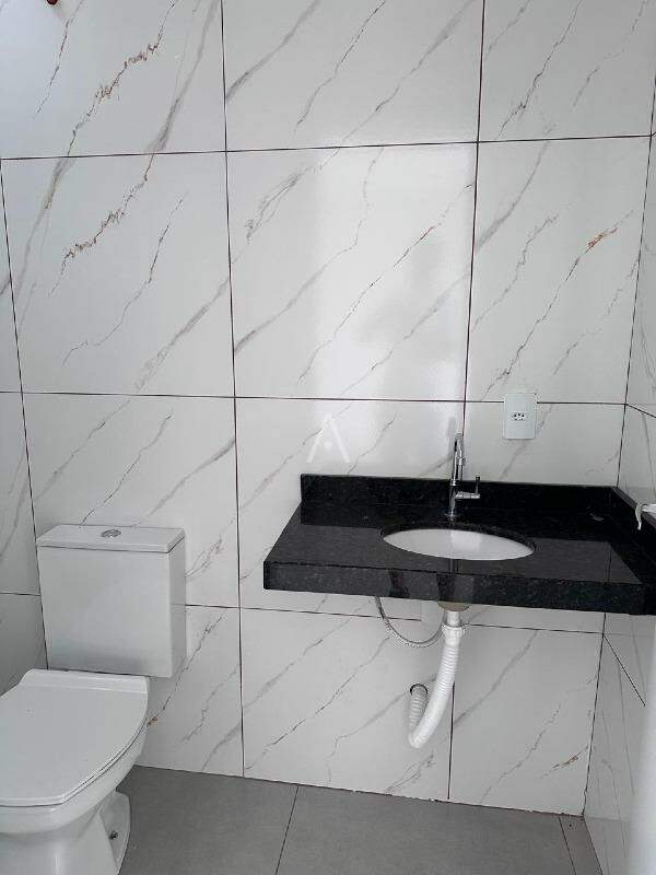 Casa Residencial para à venda no Bairro MORUMBI em CASCAVEL: 