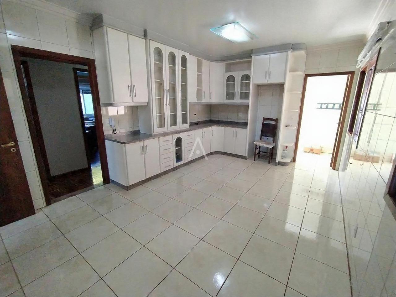 Casa Residencial para à venda no Bairro JARDIM GISELA em TOLEDO: 