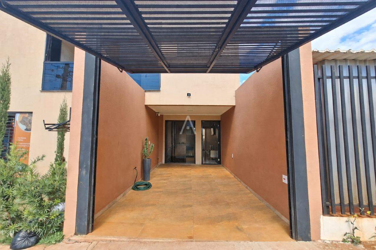 Casa Residencial para para aluguel no Bairro UNIVERSITARIO em CASCAVEL: 