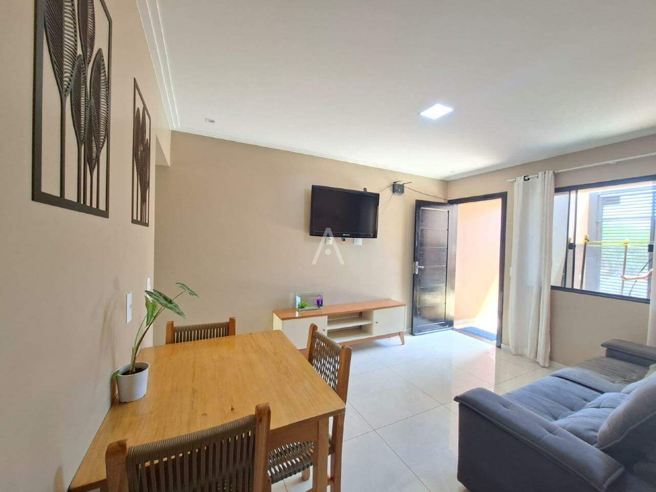 Casa Residencial para para aluguel no Bairro UNIVERSITARIO em CASCAVEL: Sala