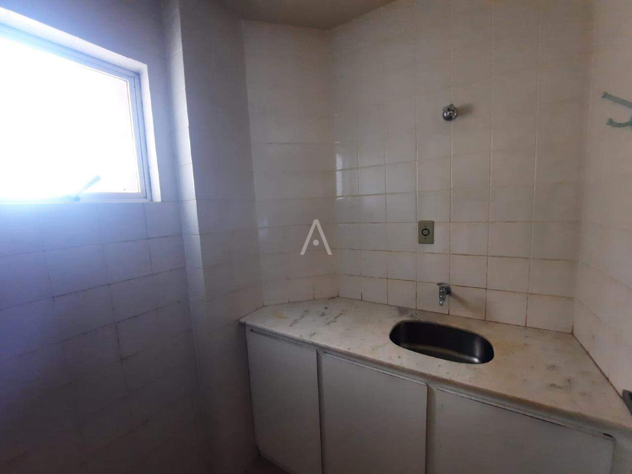 Sala Comercial para à venda no Bairro CENTRO em CASCAVEL: 