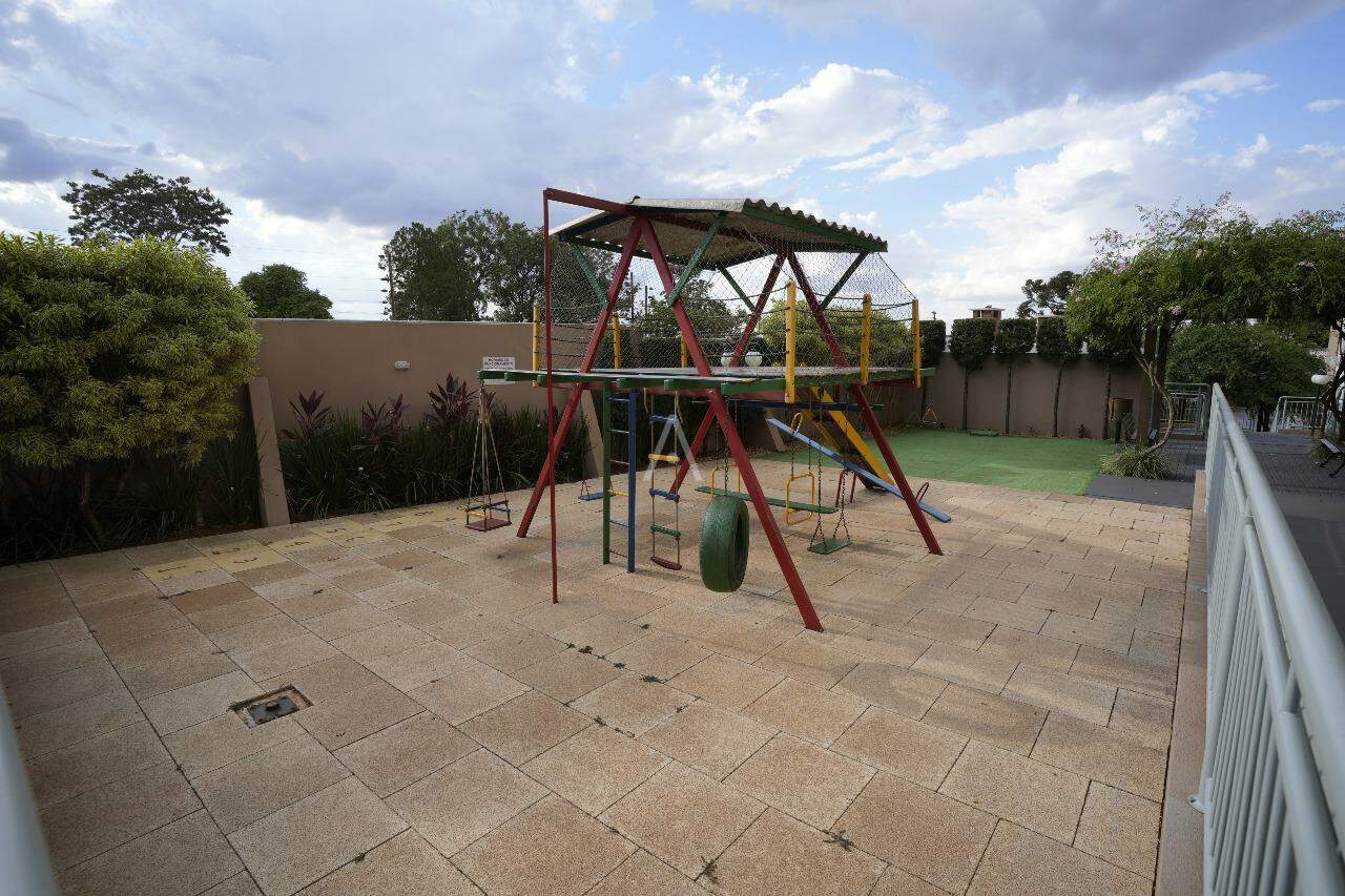 Apartamento para à venda no Bairro CANCELLI em CASCAVEL: