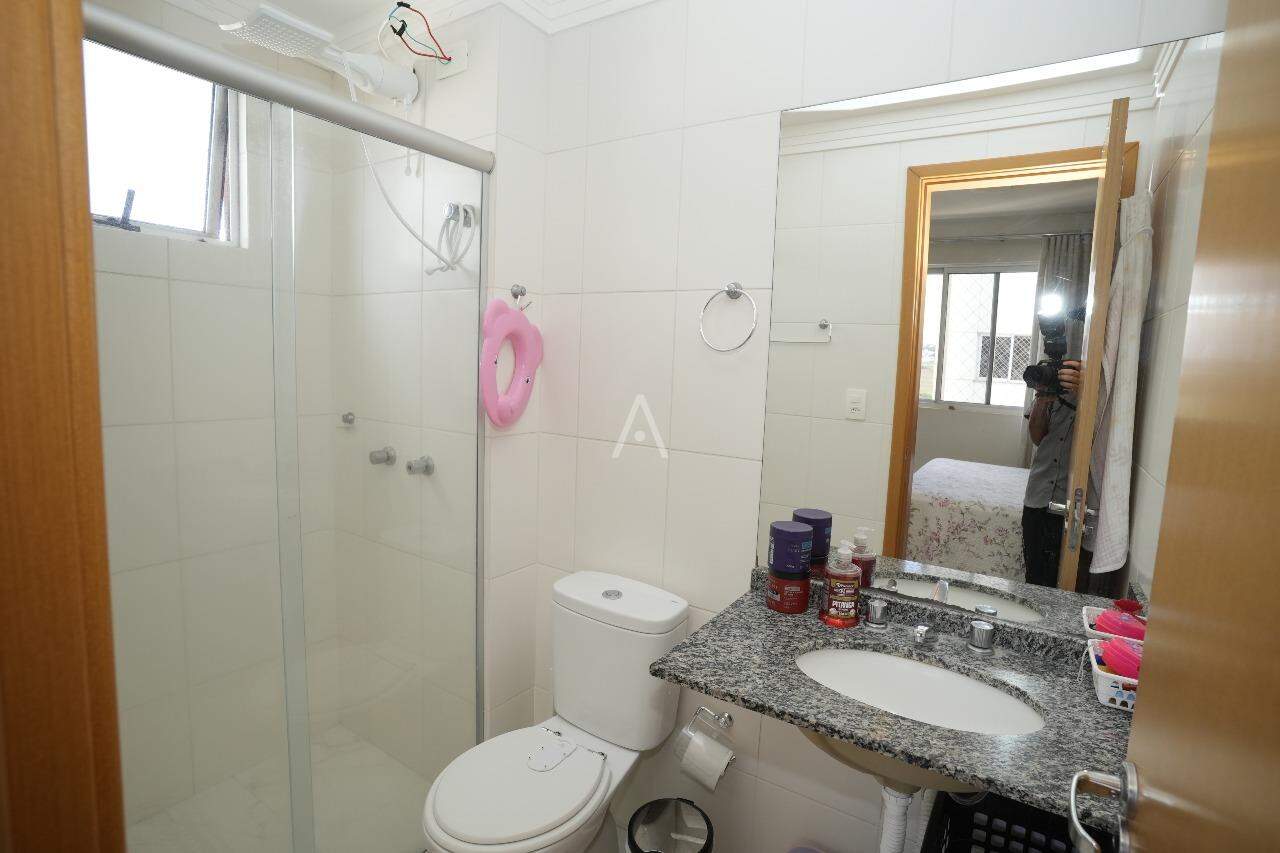 Apartamento para à venda no Bairro CANCELLI em CASCAVEL: