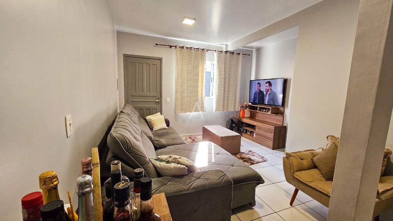 Casa Residencial para à venda no Bairro PARQUE VERDE em CASCAVEL: 