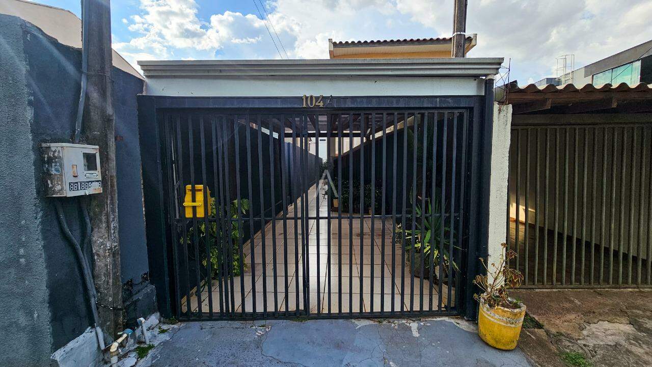 Casa Residencial para à venda no Bairro PARQUE VERDE em CASCAVEL: 