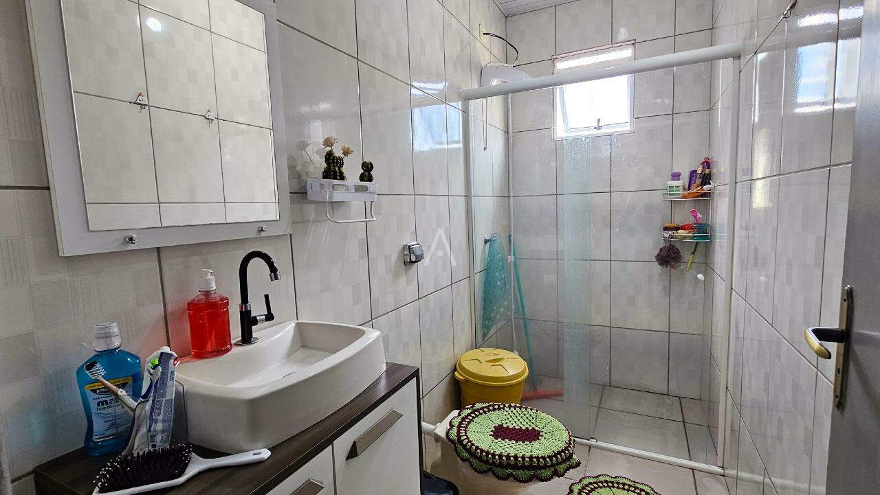 Casa Residencial para à venda no Bairro PARQUE VERDE em CASCAVEL: