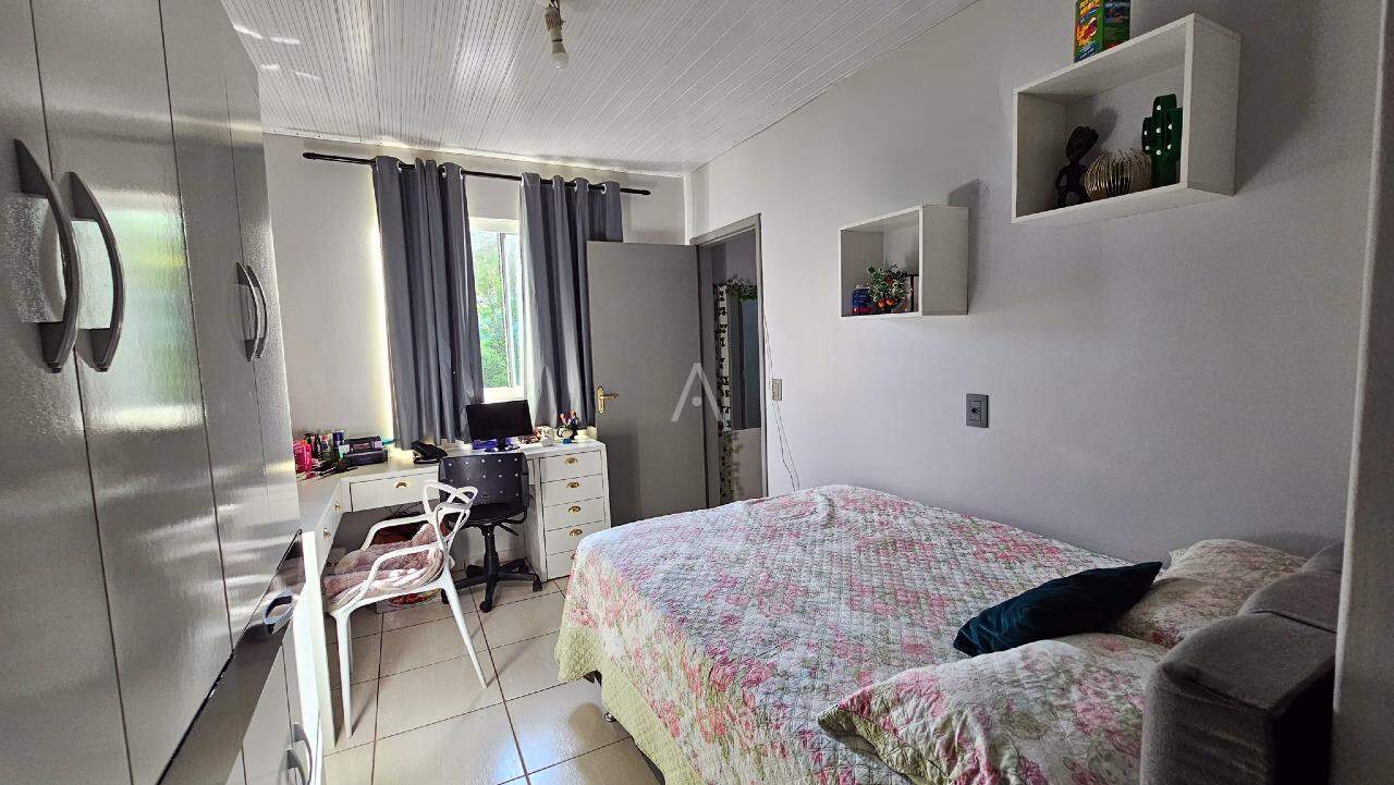 Casa Residencial para à venda no Bairro PARQUE VERDE em CASCAVEL: