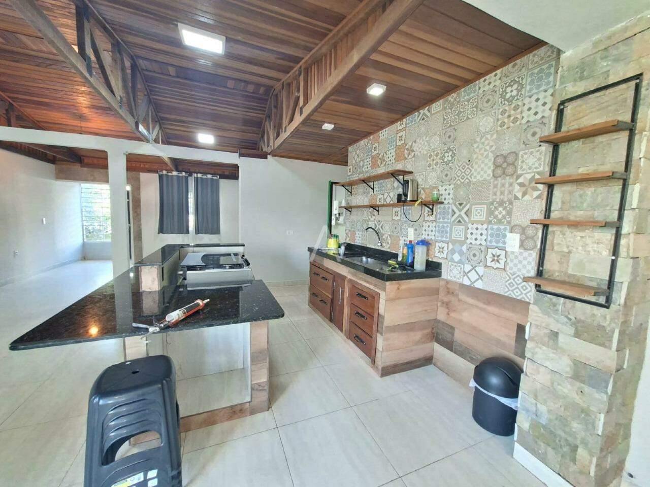 Casa Residencial para para aluguel no Bairro ALTO ALEGRE em CASCAVEL: