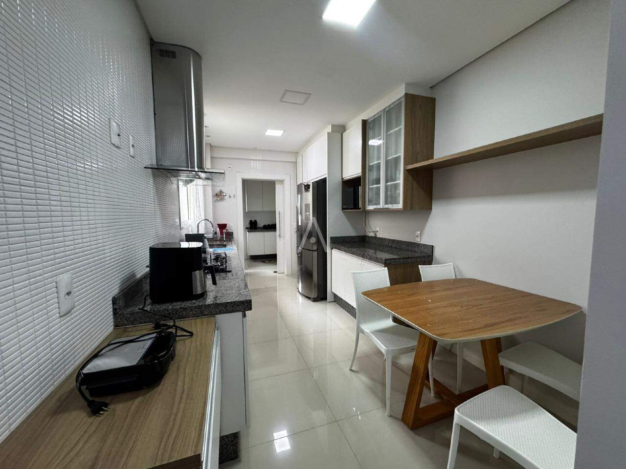 Apartamento para à venda no Bairro COUNTRY em CASCAVEL: