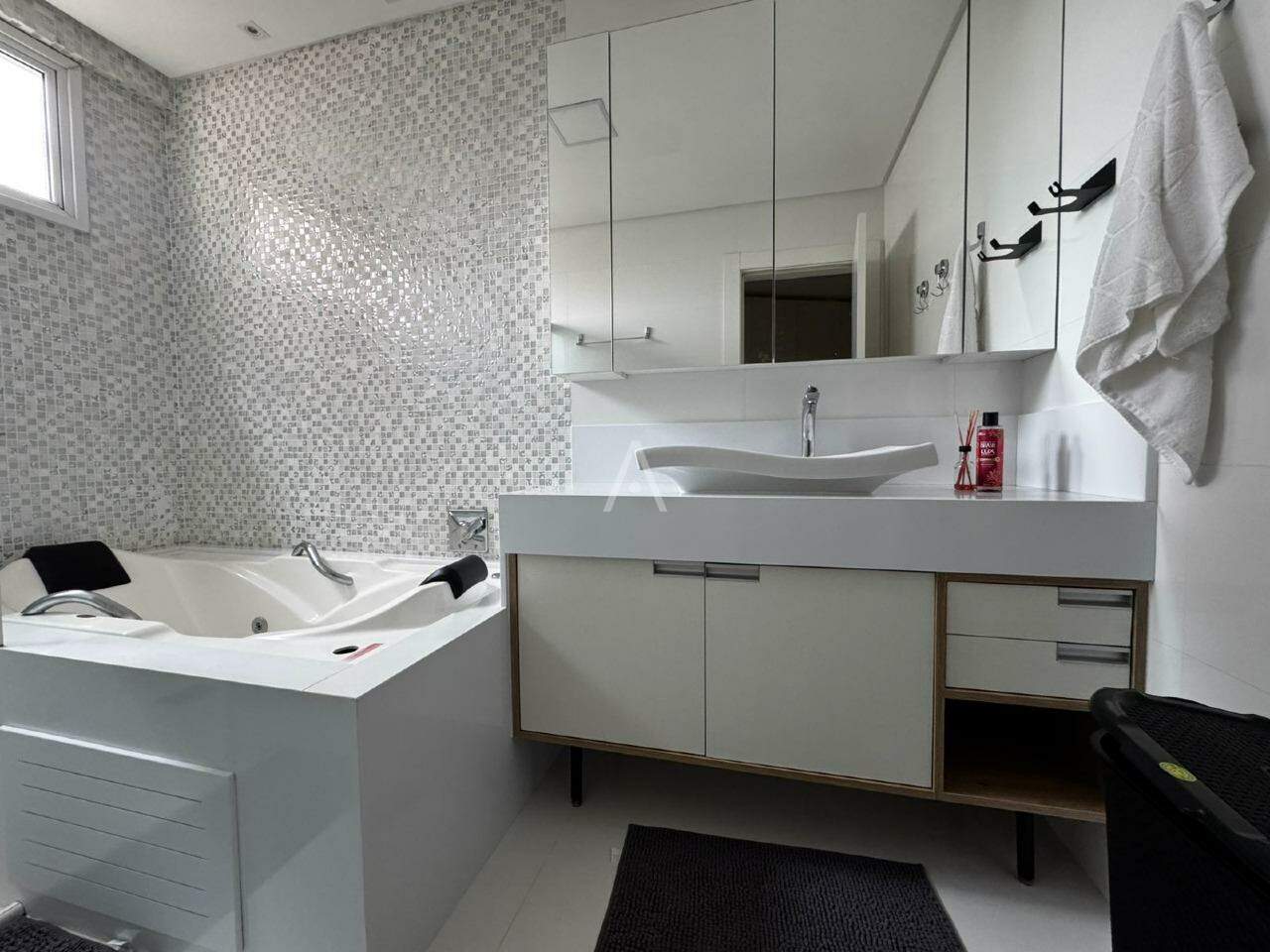 Apartamento para à venda no Bairro COUNTRY em CASCAVEL: