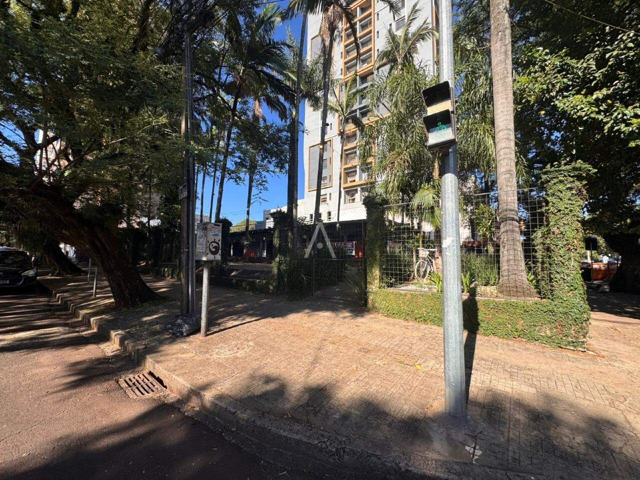Casa Comercial para à venda no Bairro CENTRO em CASCAVEL: