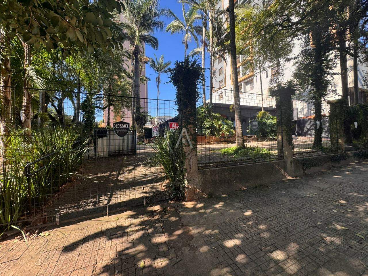Casa Comercial para à venda no Bairro CENTRO em CASCAVEL: