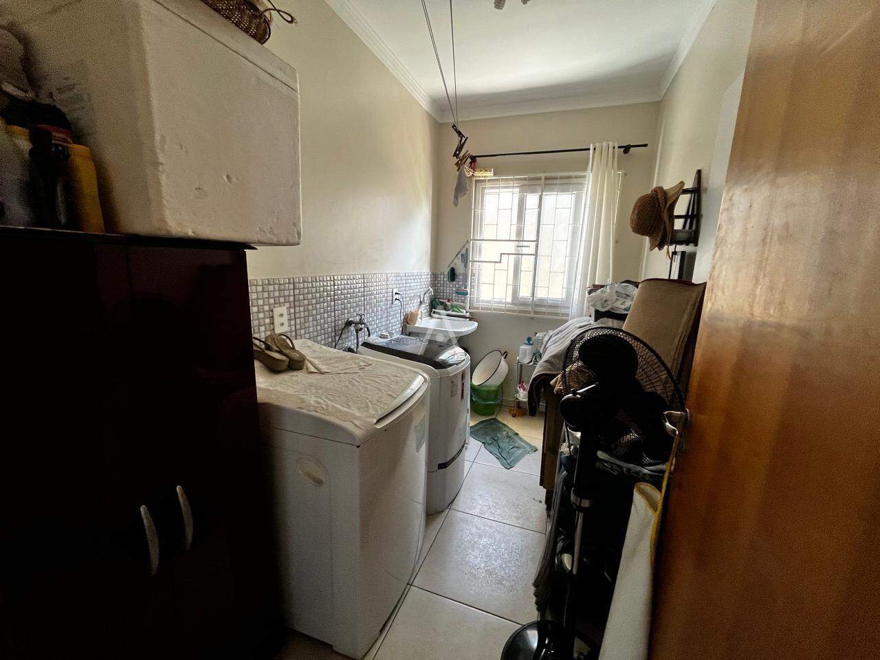 Casa Residencial para à venda no Bairro NEVA em CASCAVEL: 