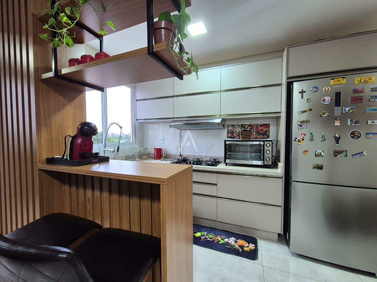 Apartamento para à venda no Bairro SAO CRISTOVAO em CASCAVEL: 