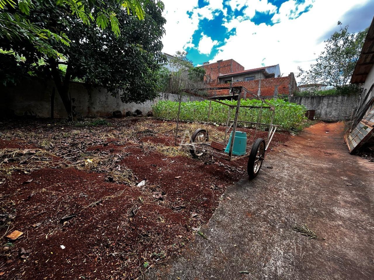 Terreno para à venda no Bairro FLORESTA em CASCAVEL: 