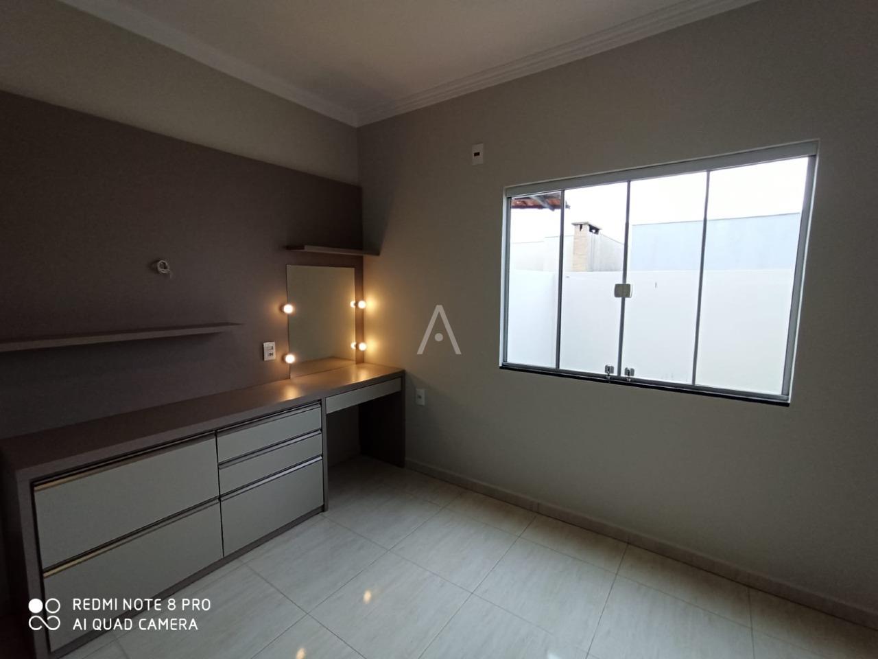 Casa Residencial para à venda no Bairro JARDIM COOPAGRO em TOLEDO: 