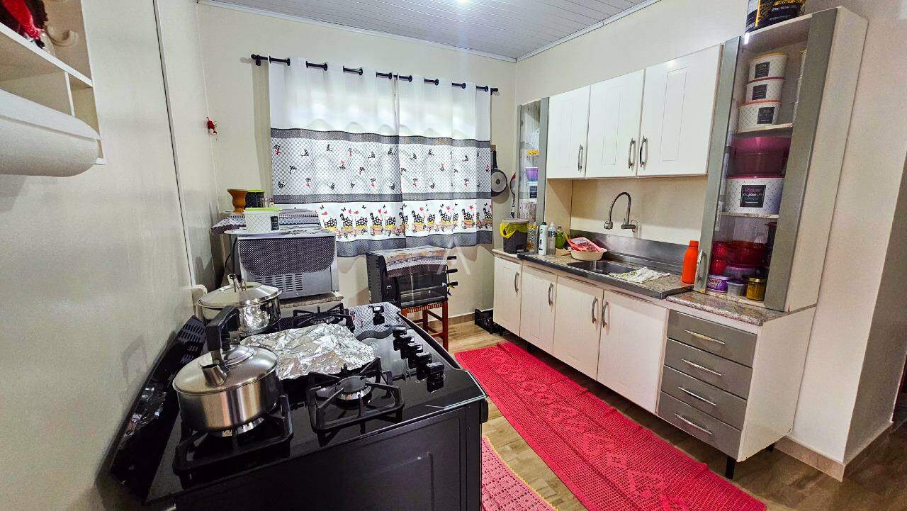 Casa Residencial para à venda no Bairro FLORESTA em CASCAVEL: 