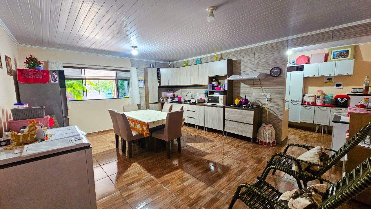 Casa Residencial para à venda no Bairro SANTA TEREZA em SANTA TEREZA DO OESTE: 