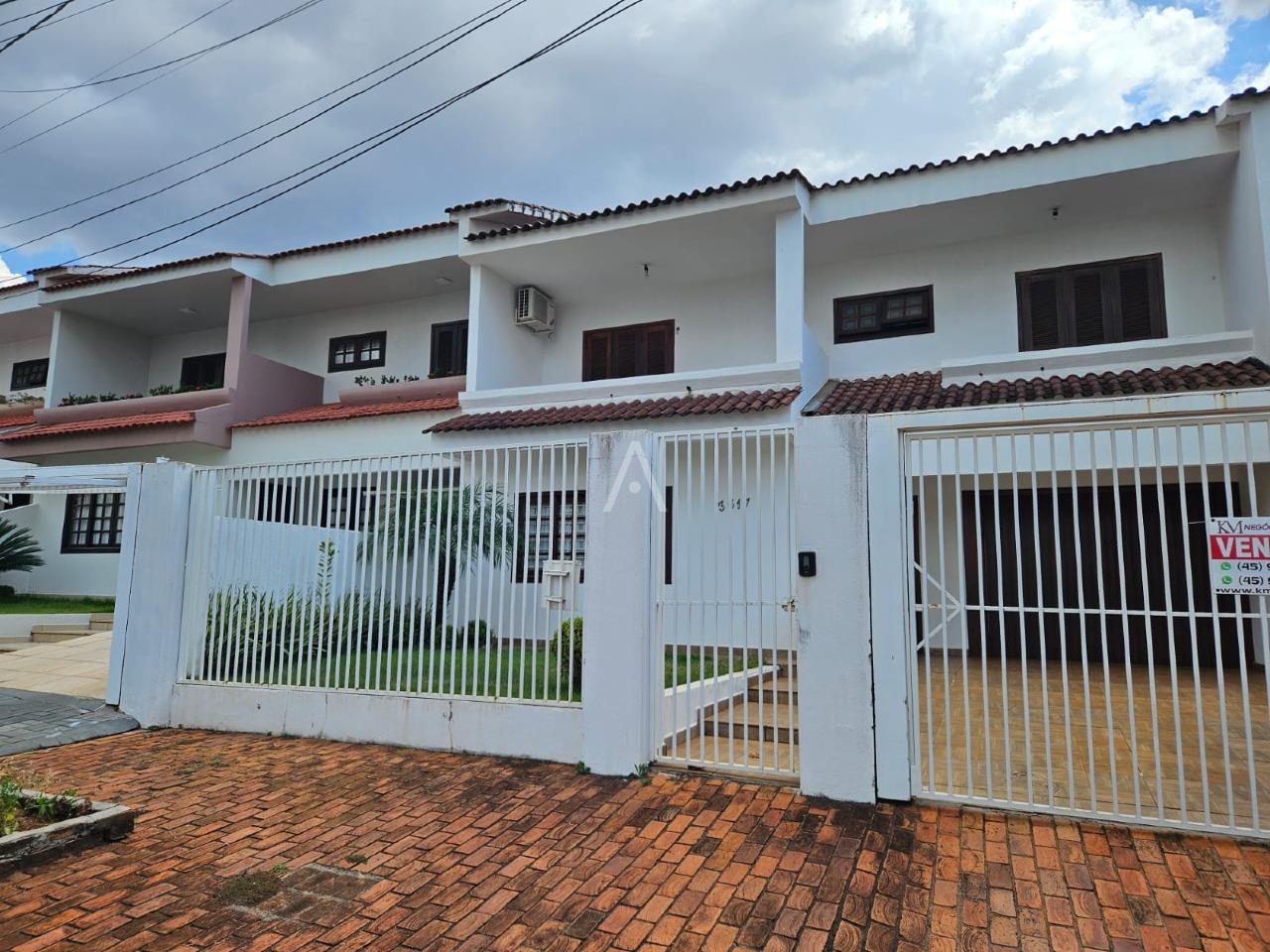 Sobrado para à venda no Bairro CENTRO em CASCAVEL: