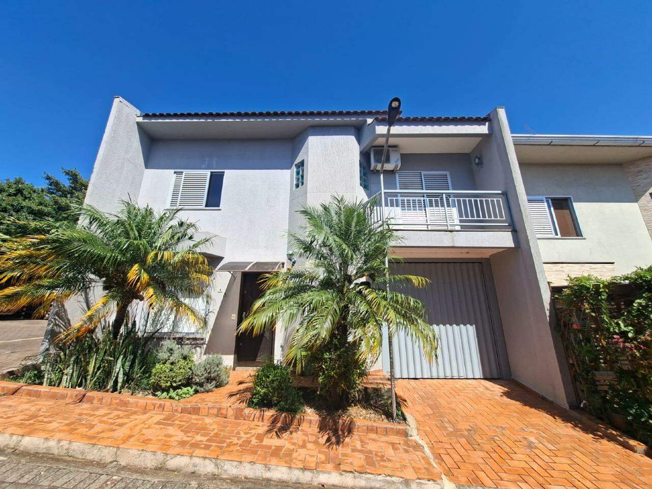 Sobrado para para aluguel no Bairro MARIA LUIZA em CASCAVEL: 