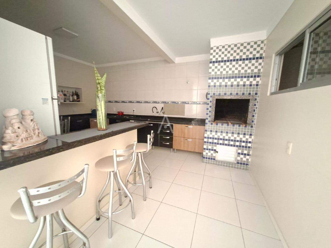 Sobrado para para aluguel no Bairro MARIA LUIZA em CASCAVEL: 