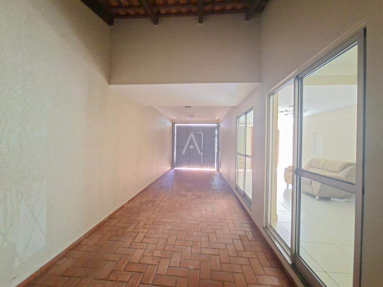 Sobrado para para aluguel no Bairro MARIA LUIZA em CASCAVEL: 