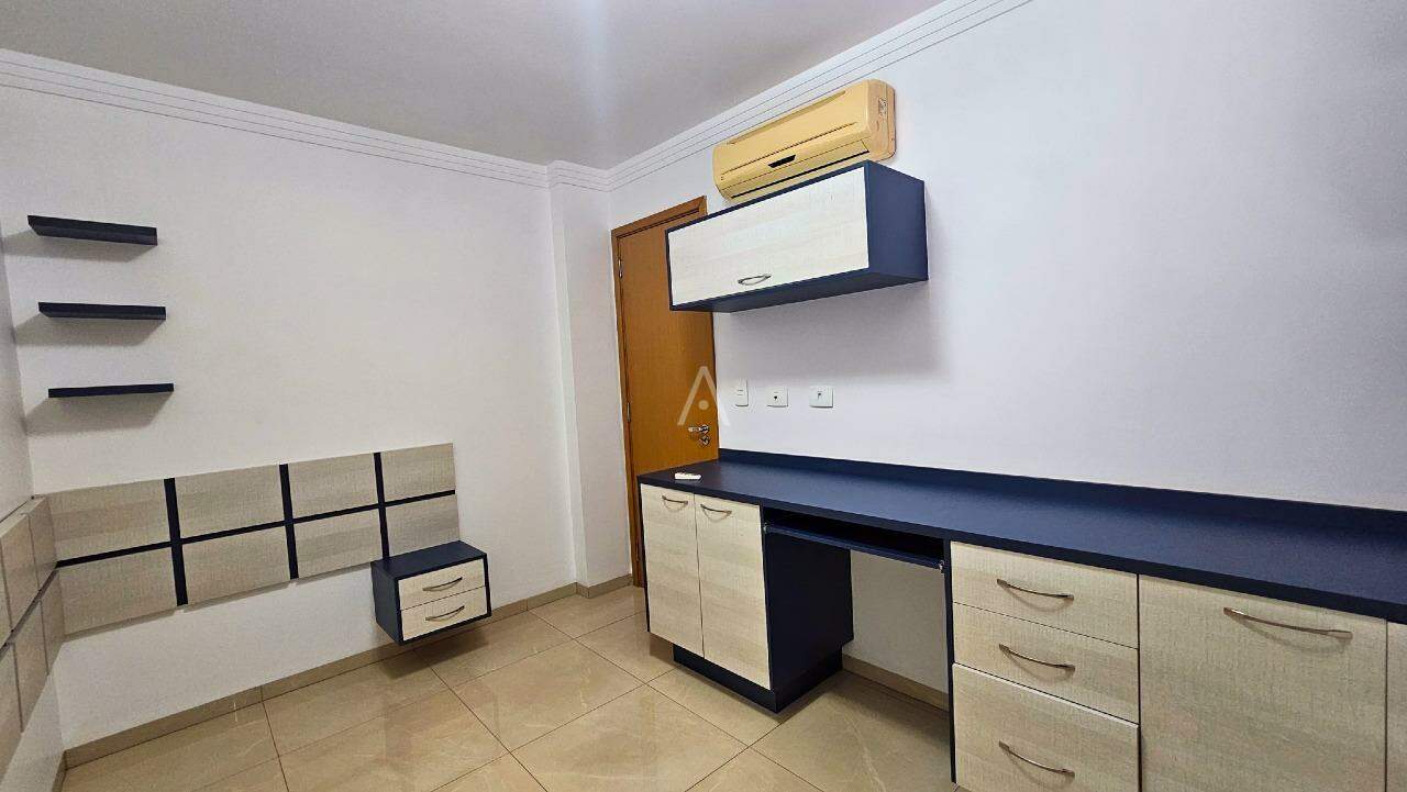 Apartamento para à venda no Bairro CANCELLI em CASCAVEL: 