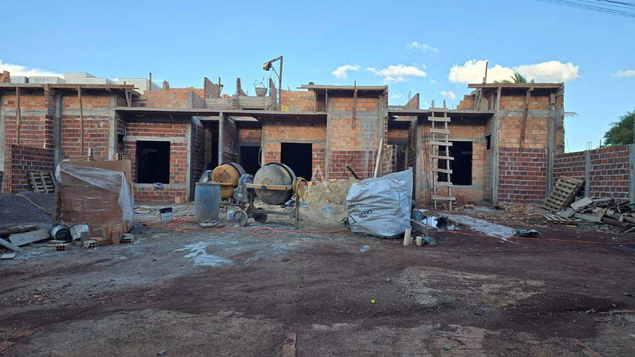 Casa Residencial para à venda no Bairro JARDIM COOPAGRO em TOLEDO: