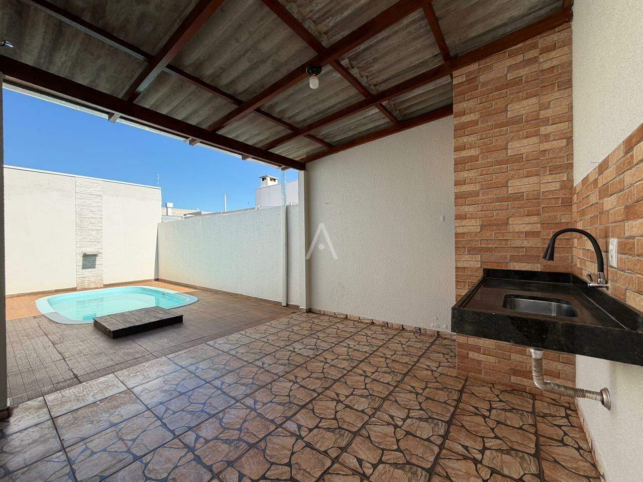 Sobrado para para aluguel no Bairro ESMERALDA em CASCAVEL: 