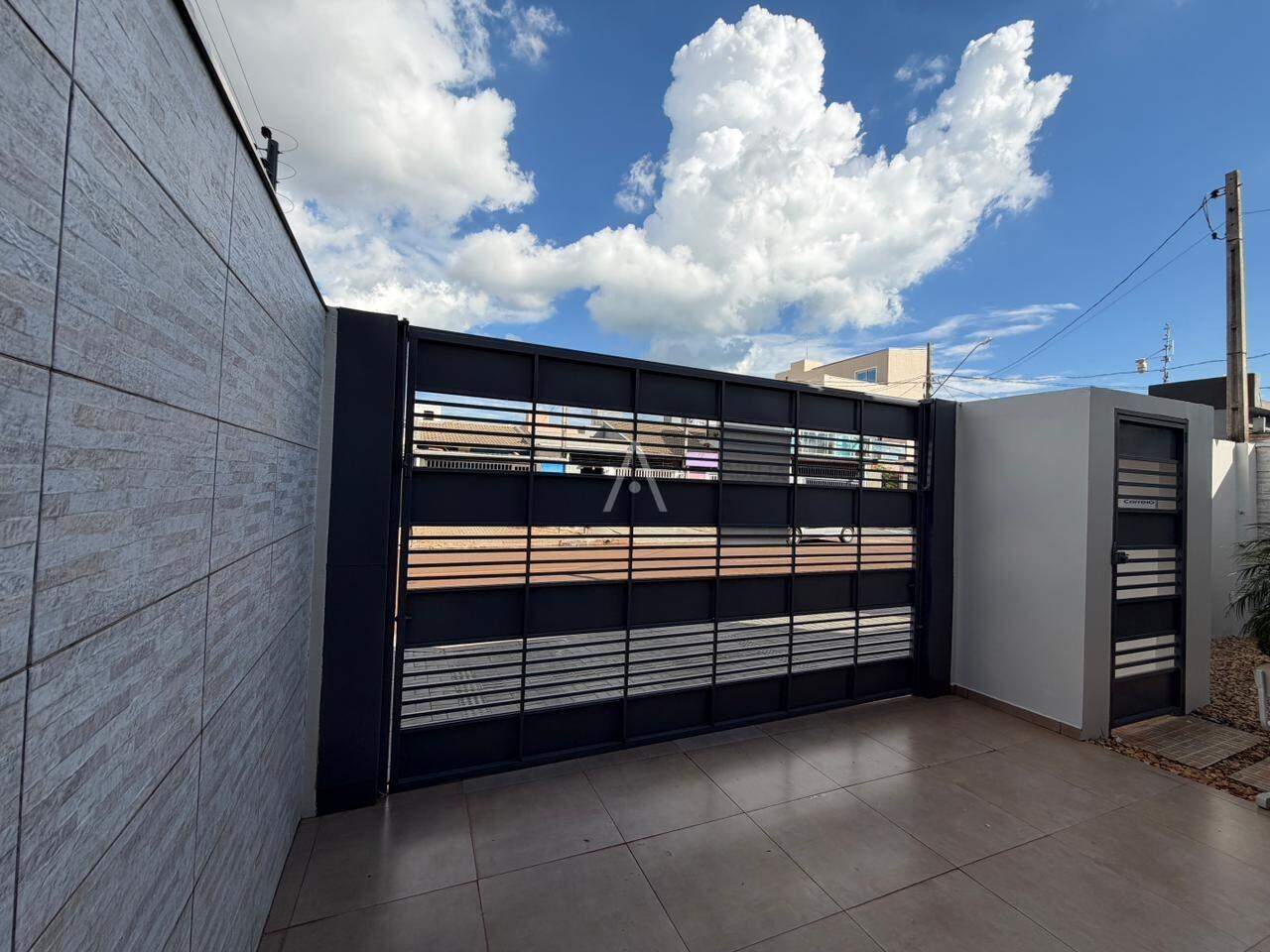 Sobrado para para aluguel no Bairro ESMERALDA em CASCAVEL: 