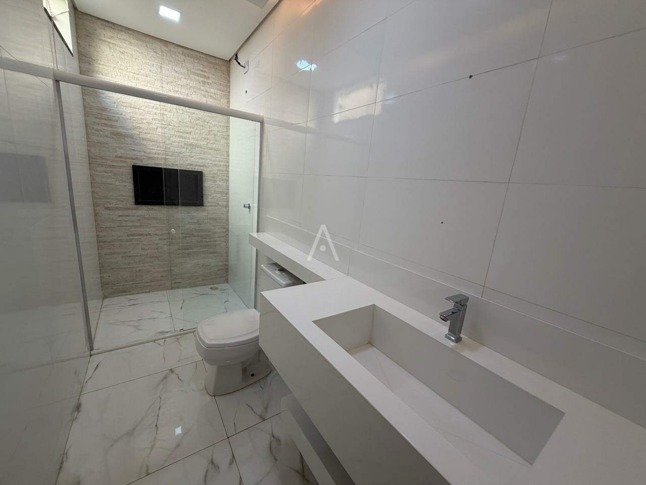 Sobrado para para aluguel no Bairro ESMERALDA em CASCAVEL: Bwc social