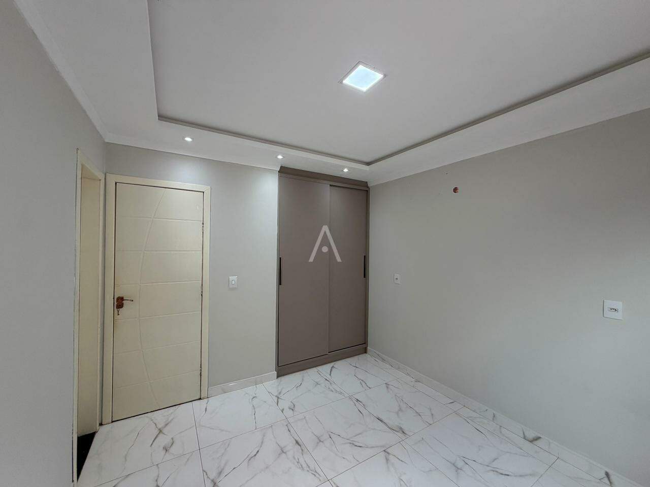 Sobrado para para aluguel no Bairro ESMERALDA em CASCAVEL: 