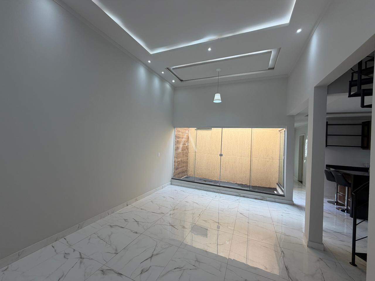 Sobrado para para aluguel no Bairro ESMERALDA em CASCAVEL: 