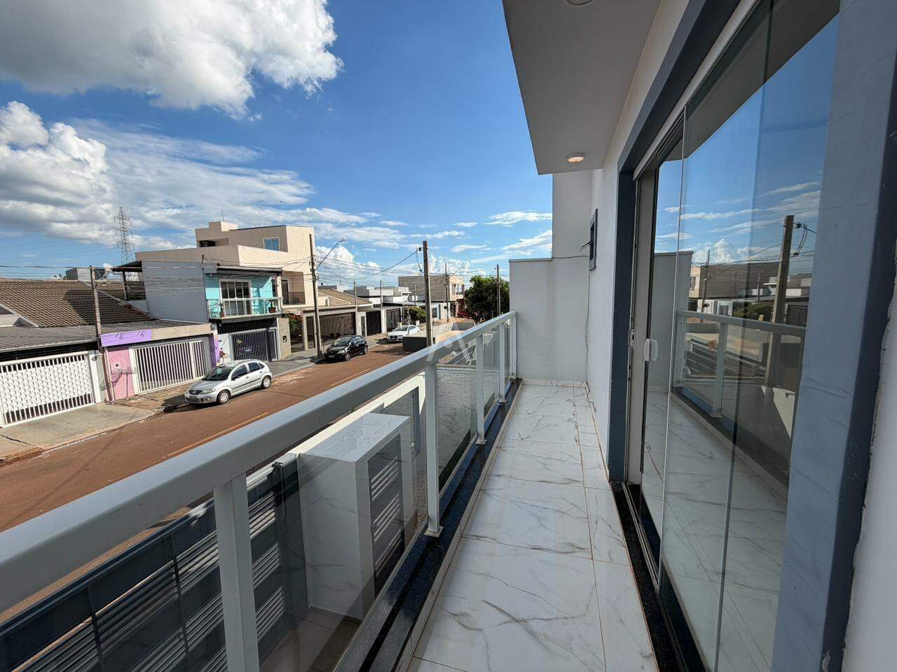 Sobrado para para aluguel no Bairro ESMERALDA em CASCAVEL: 