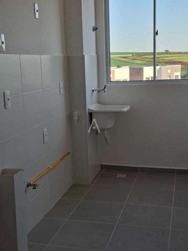 Apartamento para para aluguel no Bairro FLORESTA em CASCAVEL: 