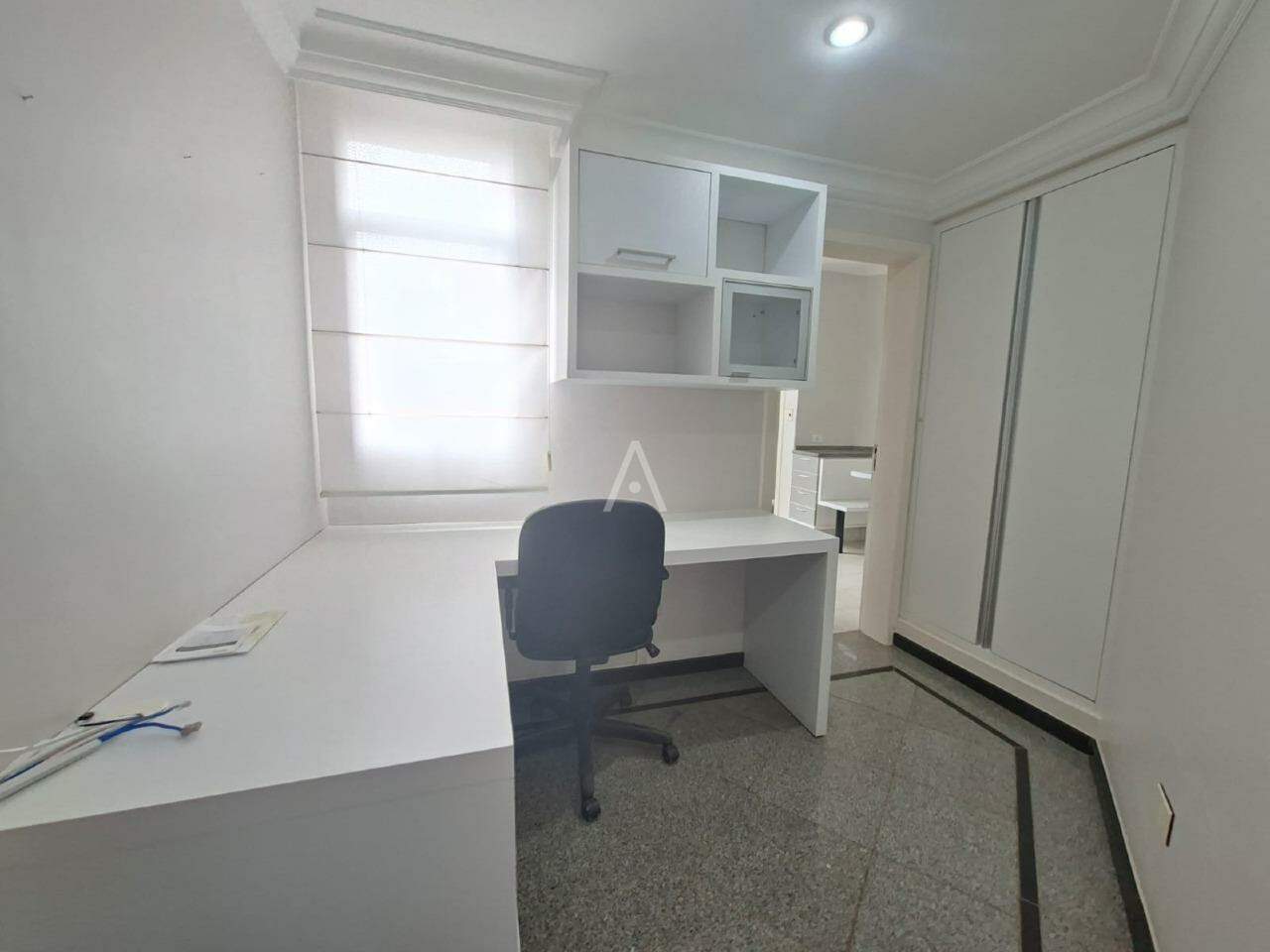 Apartamento para para aluguel no Bairro CENTRO em CASCAVEL: 
