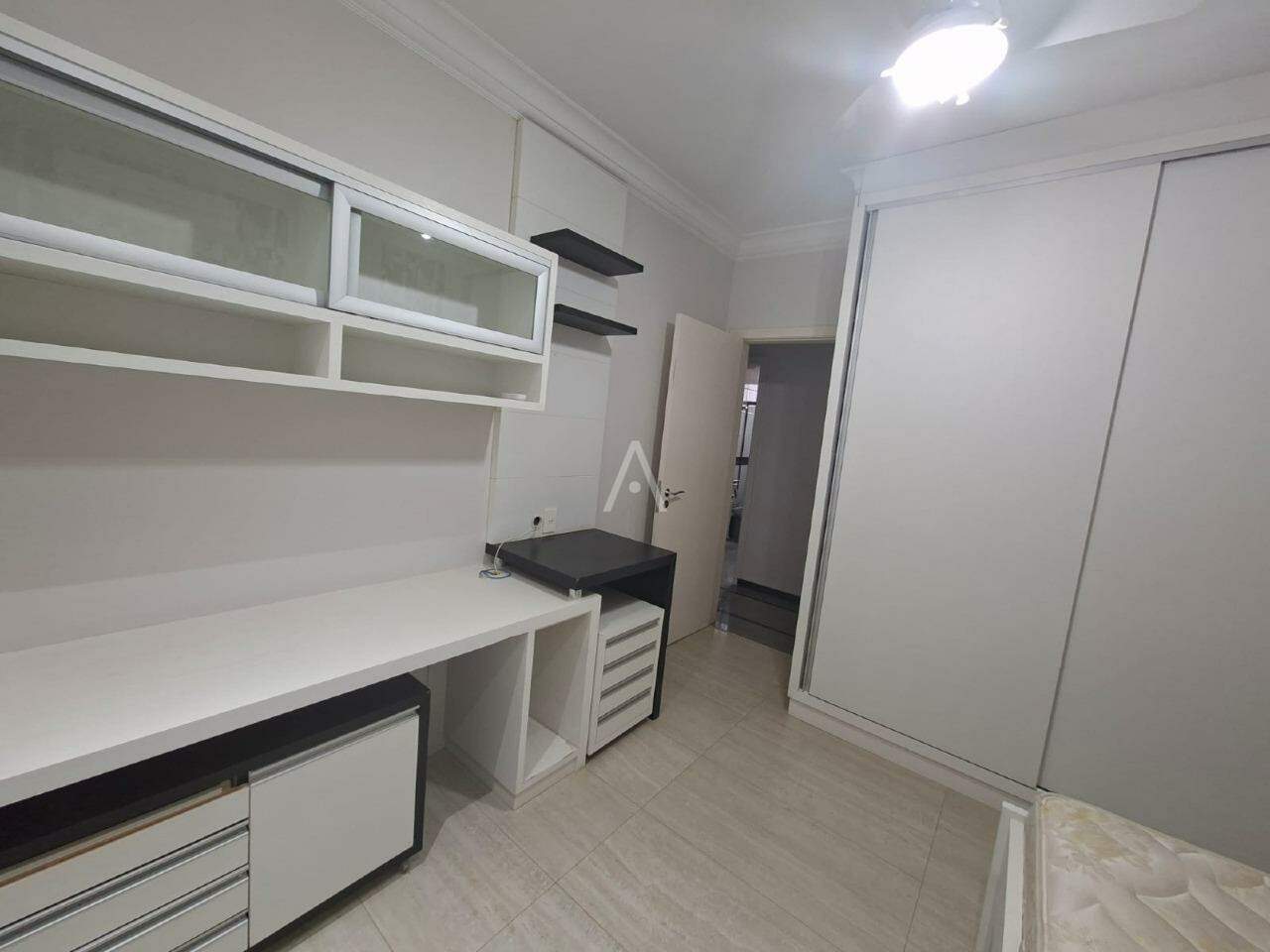 Apartamento para para aluguel no Bairro CENTRO em CASCAVEL: 