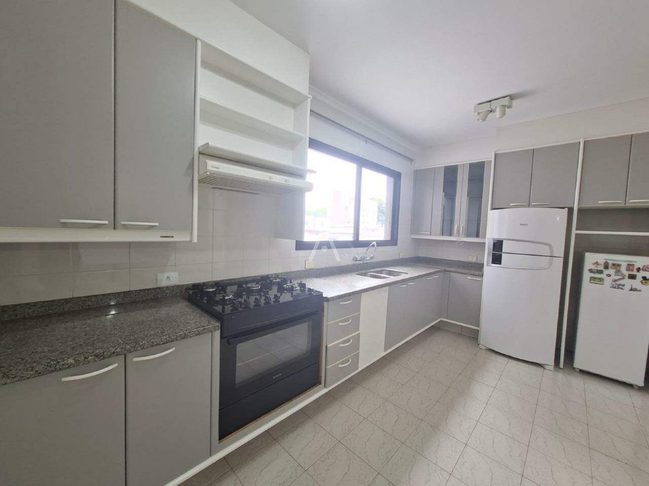 Apartamento para para aluguel no Bairro CENTRO em CASCAVEL: 