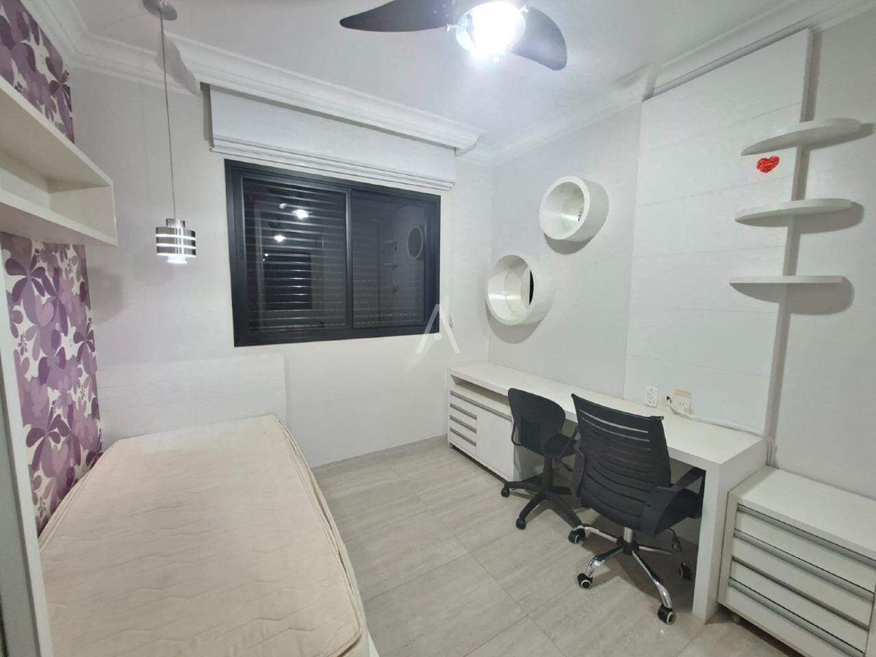 Apartamento para para aluguel no Bairro CENTRO em CASCAVEL: 